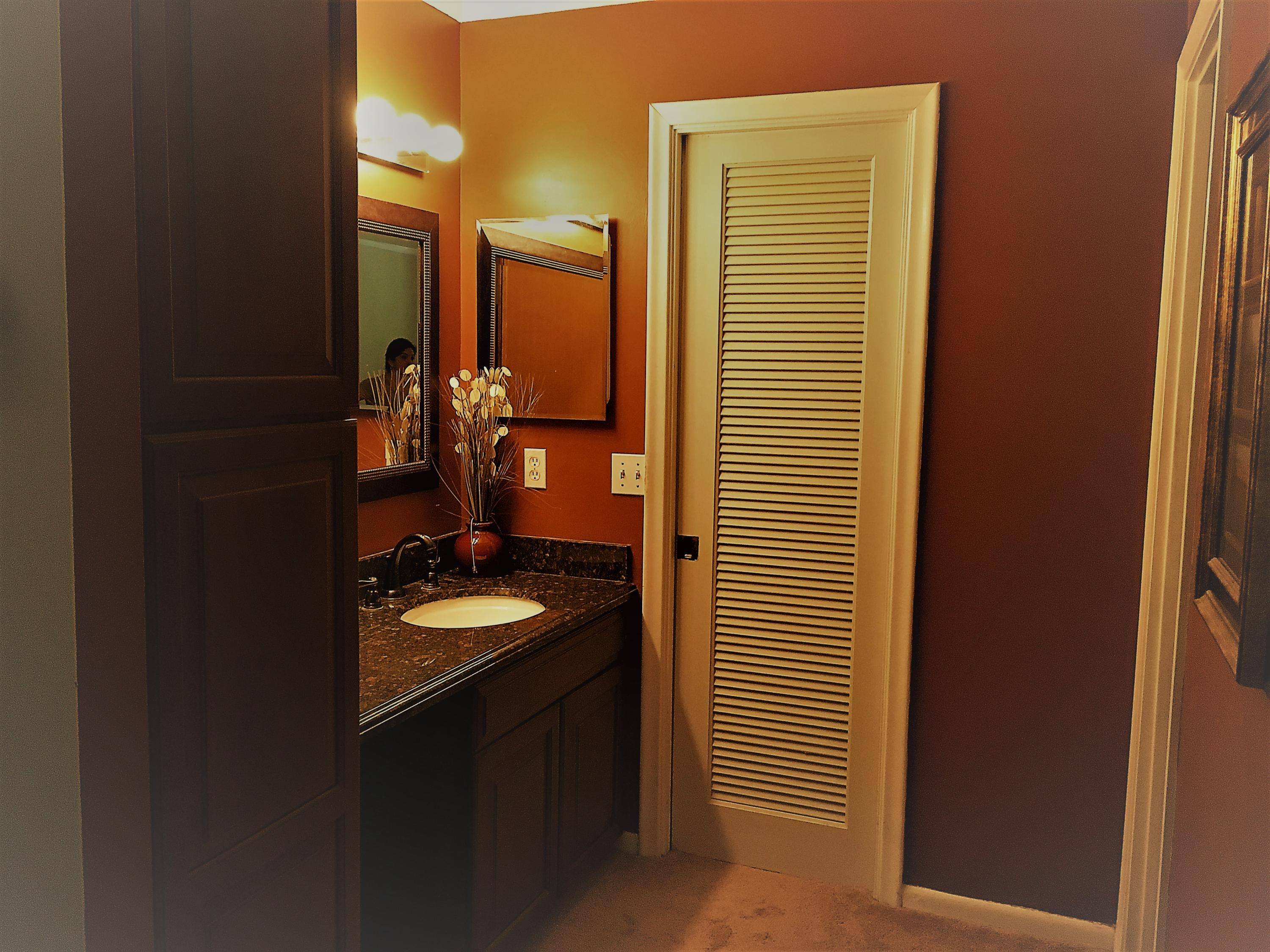 4 Royal Palm Way, Unit 201 Boca Raton, FL 33432 - Photo 18 of 34 Master dressing area