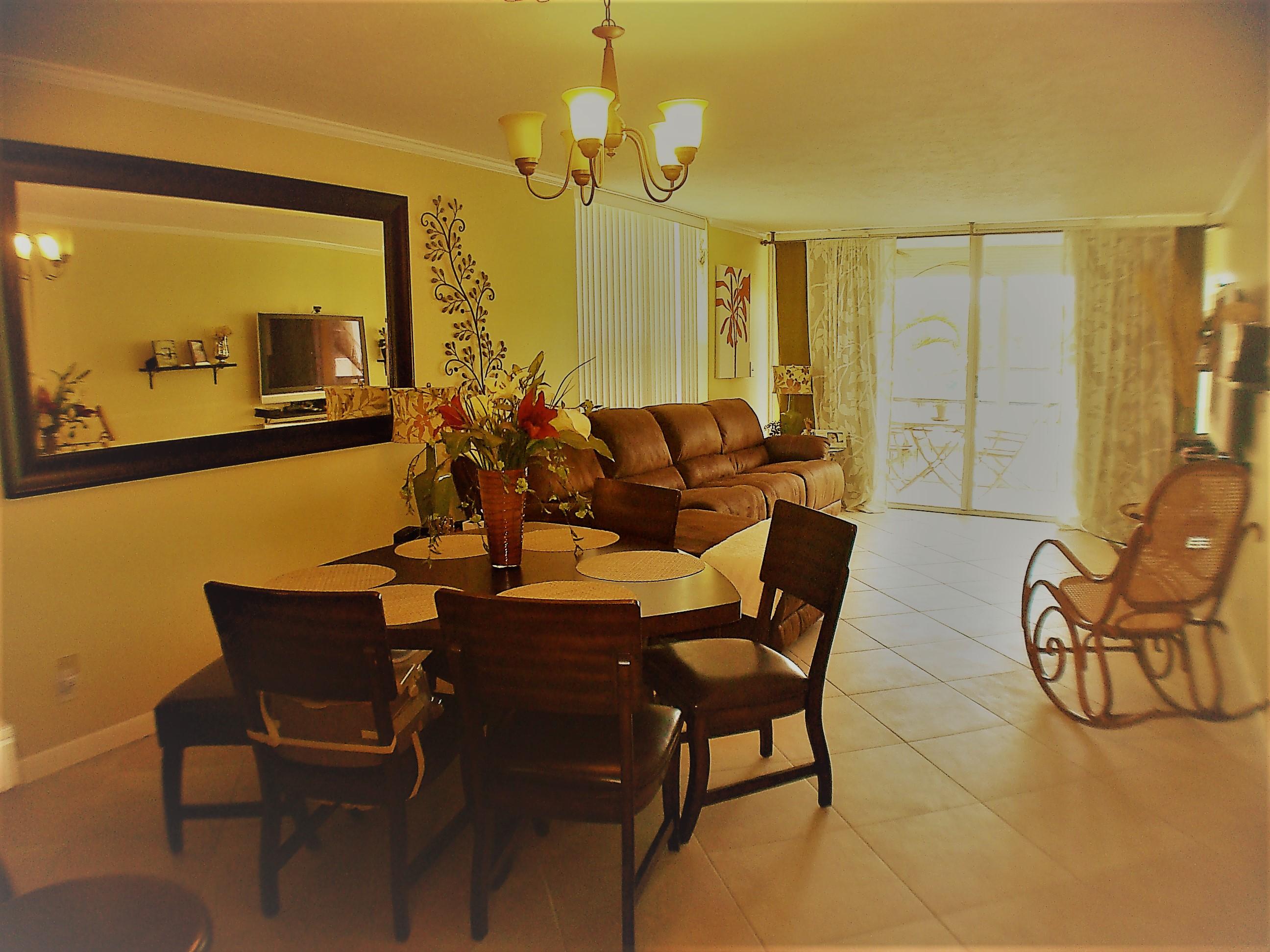 4 Royal Palm Way, Unit 201 Boca Raton, FL 33432 - Photo 10 of 34 Dining to living