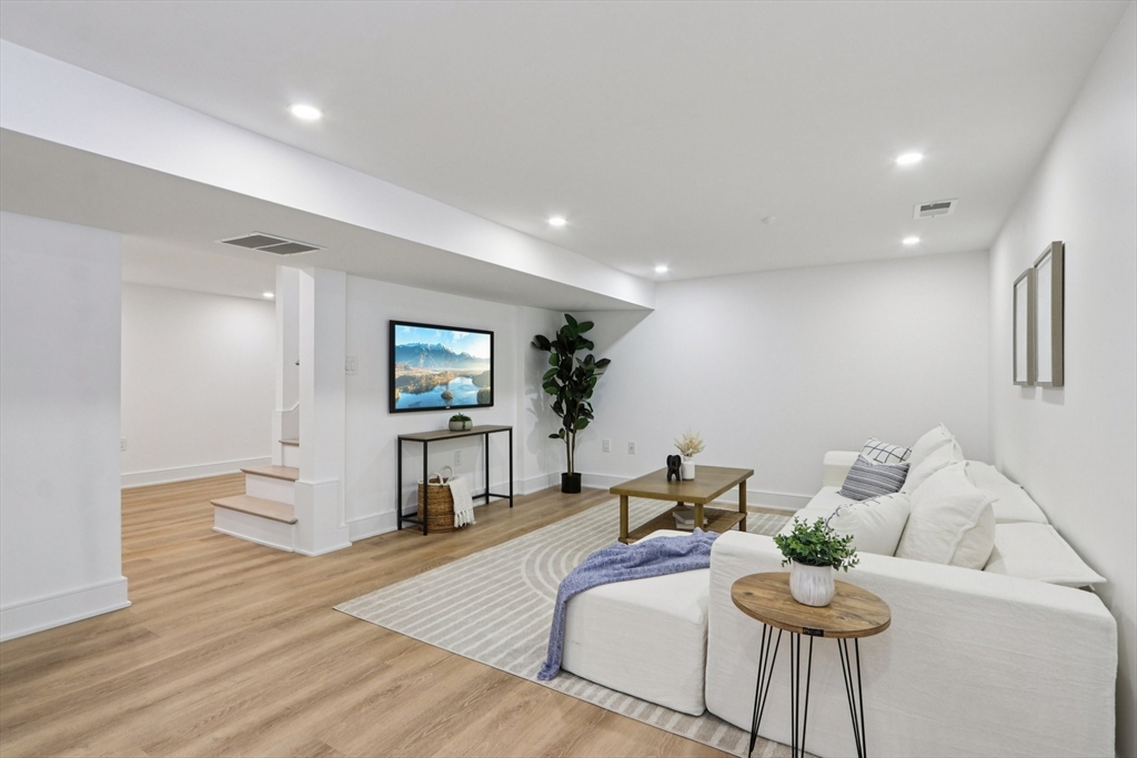 142 Bacon Street Natick, MA 01760 - Photo 22 of 42