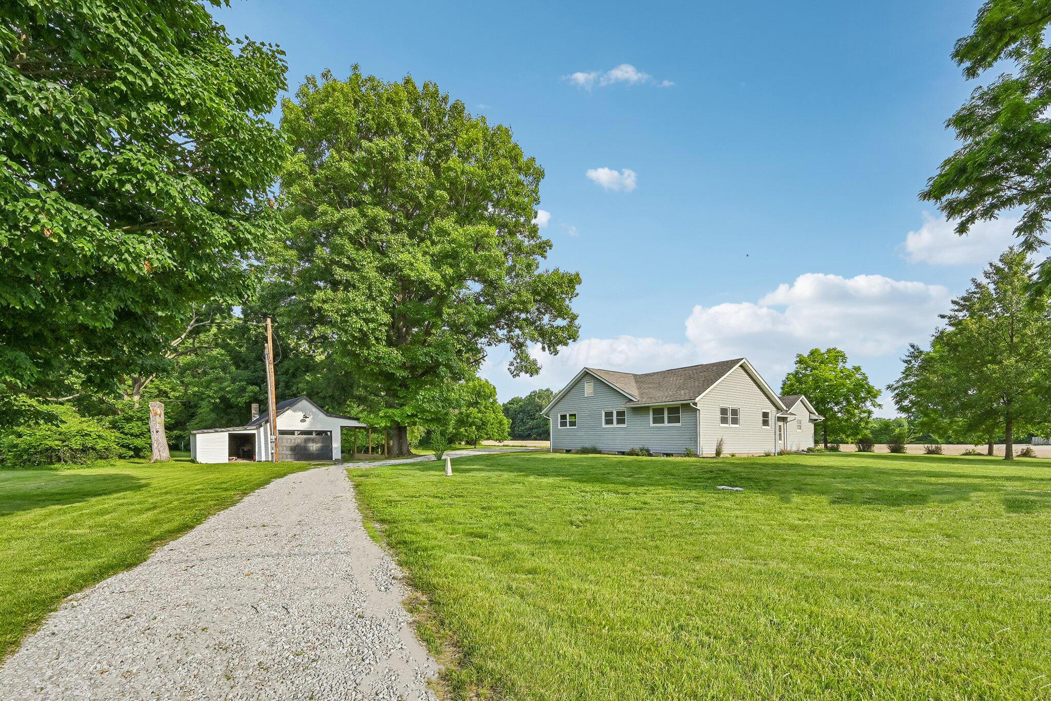 2770 Bixby Road Groveport, OH 43125 - Photo 4 of 60