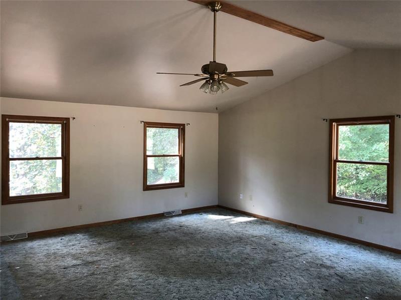 14222 Winchester Road Trafford, PA 15085 - Photo 8 of 24 Gallery Image 8