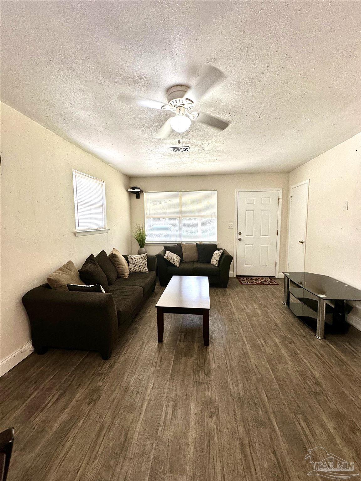 7185 Oakcliff Road Pensacola, FL 32526 - Photo 3 of 35 Gallery Image 3
