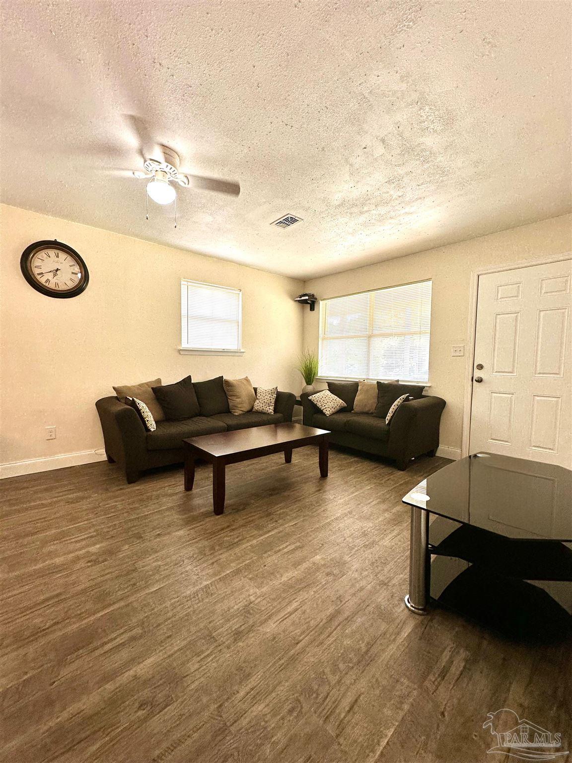 7185 Oakcliff Road Pensacola, FL 32526 - Photo 4 of 35 Gallery Image 4
