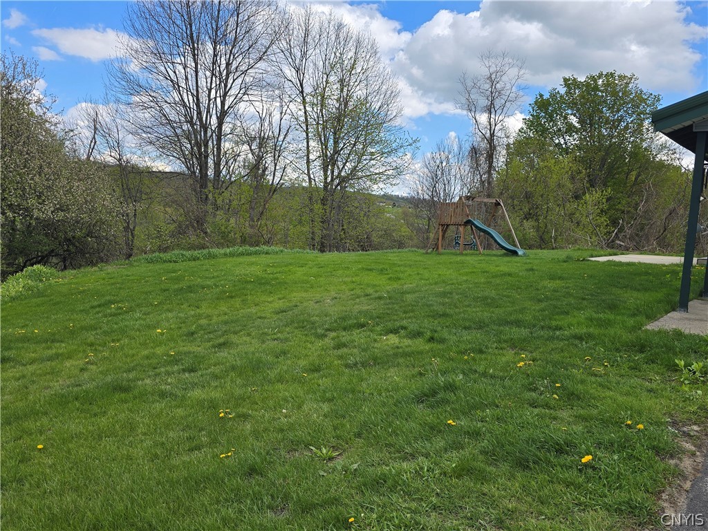 304 Lynch Road Fairfield, NY 13365 - Photo 5 of 23