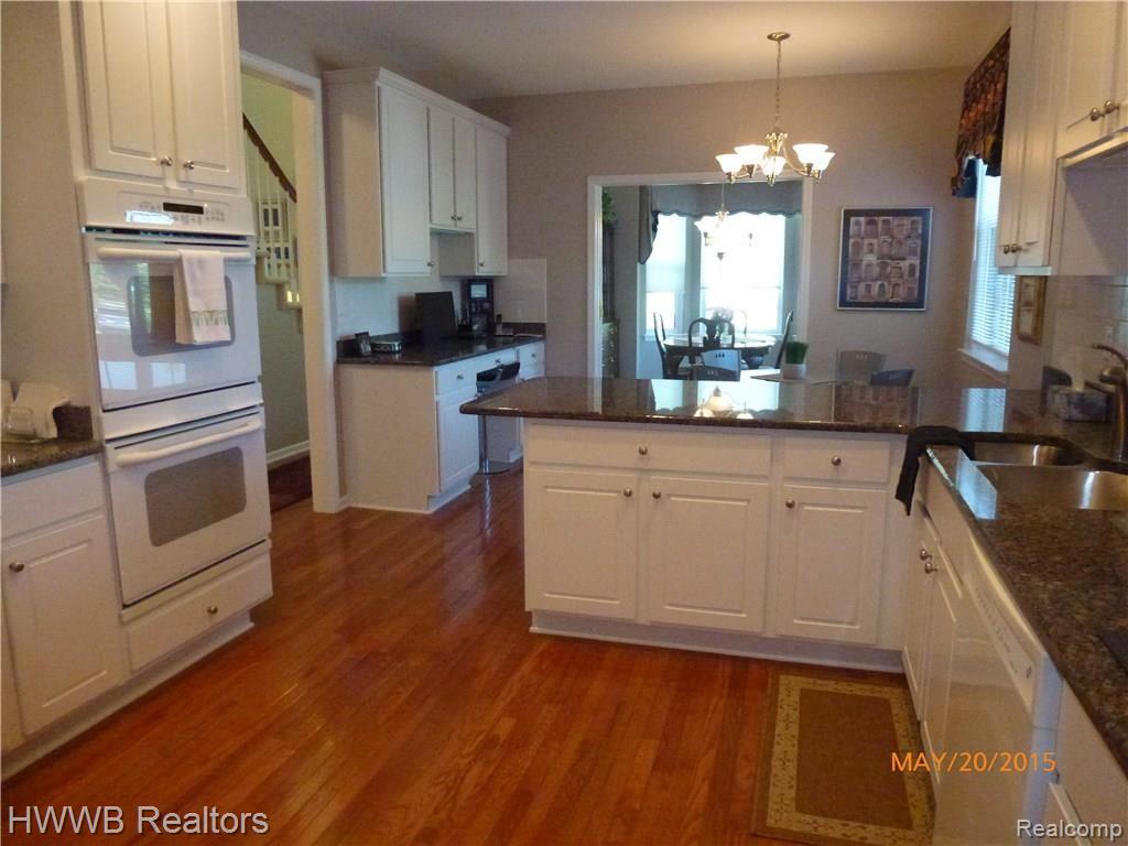 3561 Windingbrook Circle, Unit 93 Rochester Hills, MI 48309 - Photo 8 of 22