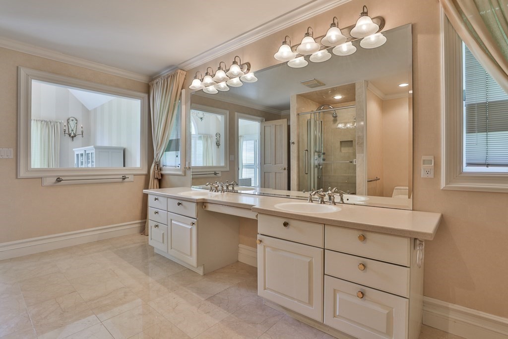 95 Old Littleton Road Harvard, MA 01451 - Photo 13 of 42