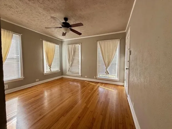 $2,495 | 3259 South University Drive, Unit A, Fort Worth, TX 76109