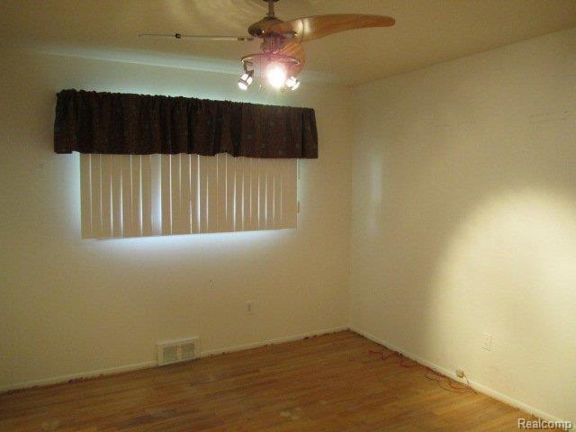 35030 Bobcean Road Clinton Township, MI 48035 - Photo 19 of 24 35030 Bobcean 025