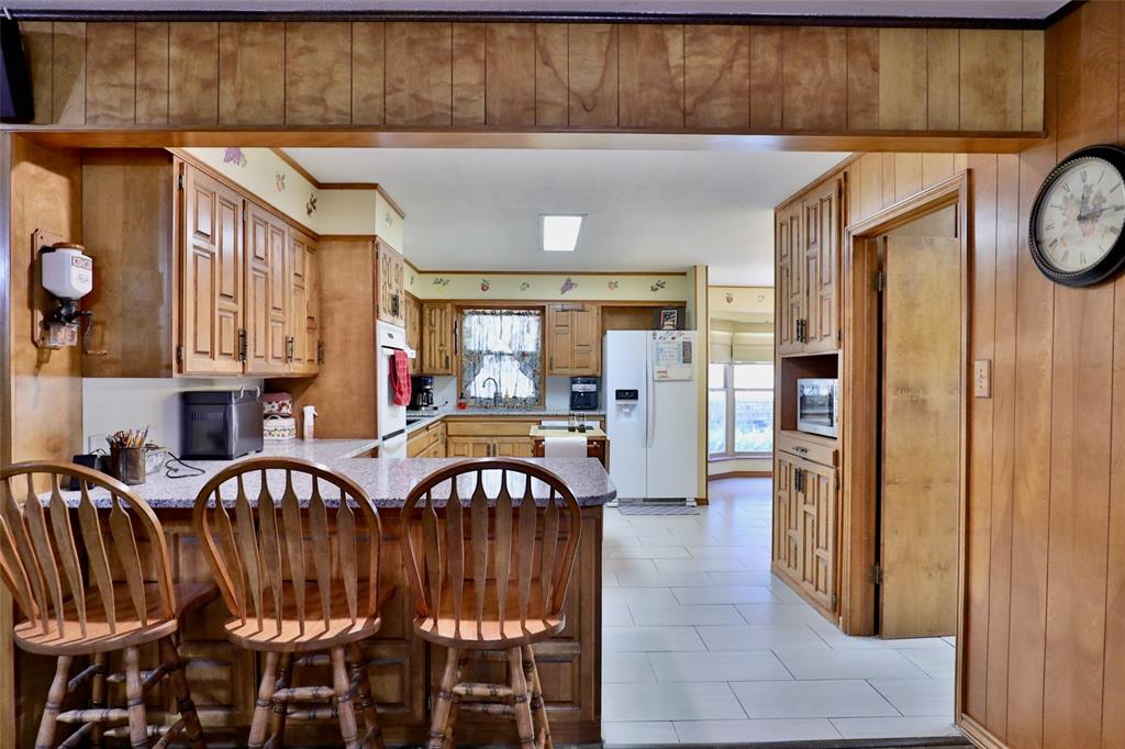 448 Elmdale Road South Abilene, TX 79602 - Photo 8 of 39 a view of a interior of the house