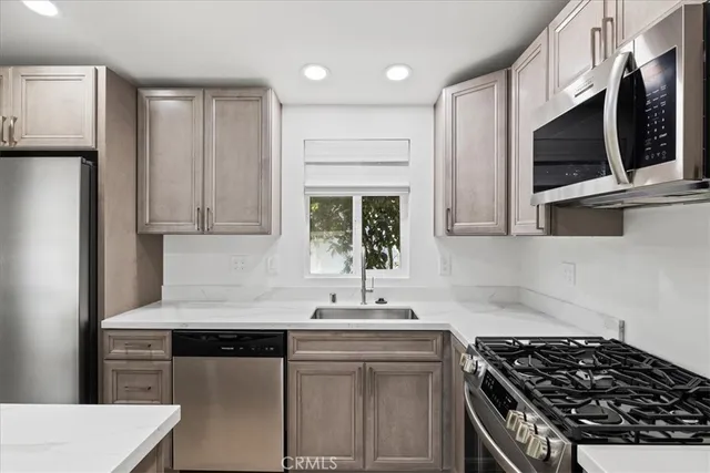 $550,000 | 1885 East Bayshore Road, Unit 37, East Palo Alto, CA 94303