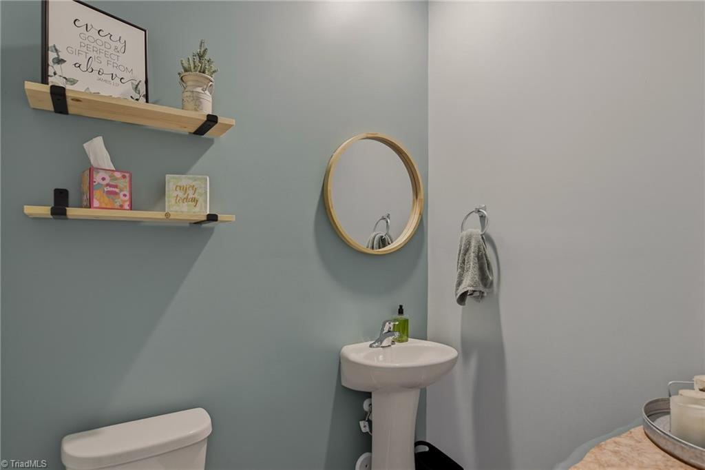 769 Tobacco Road Lexington, NC 27295 - Photo 16 of 33
