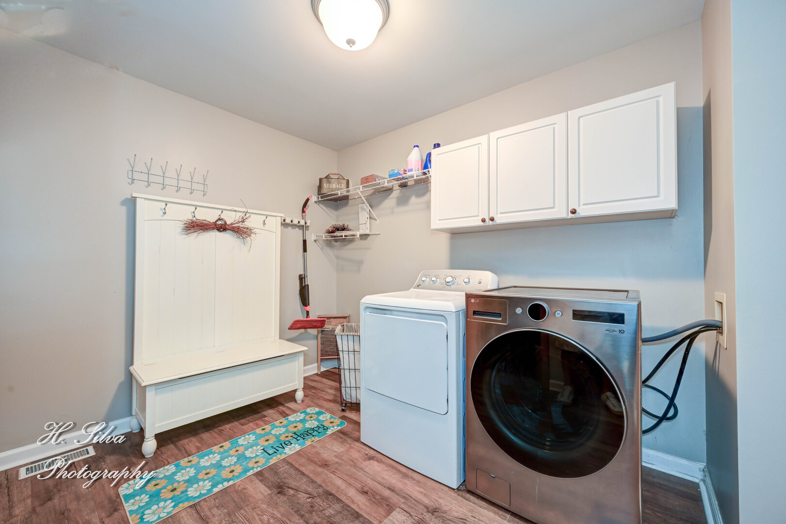 602 Spring Drive Marengo, IL 60152 - Photo 18 of 25 a utility room with dryer and washer