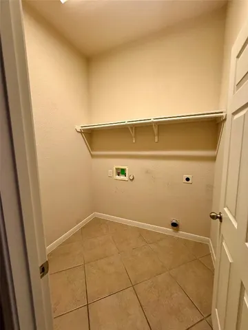 $2,500 | 20805 Prestwick Drive, Hutto, TX 78634