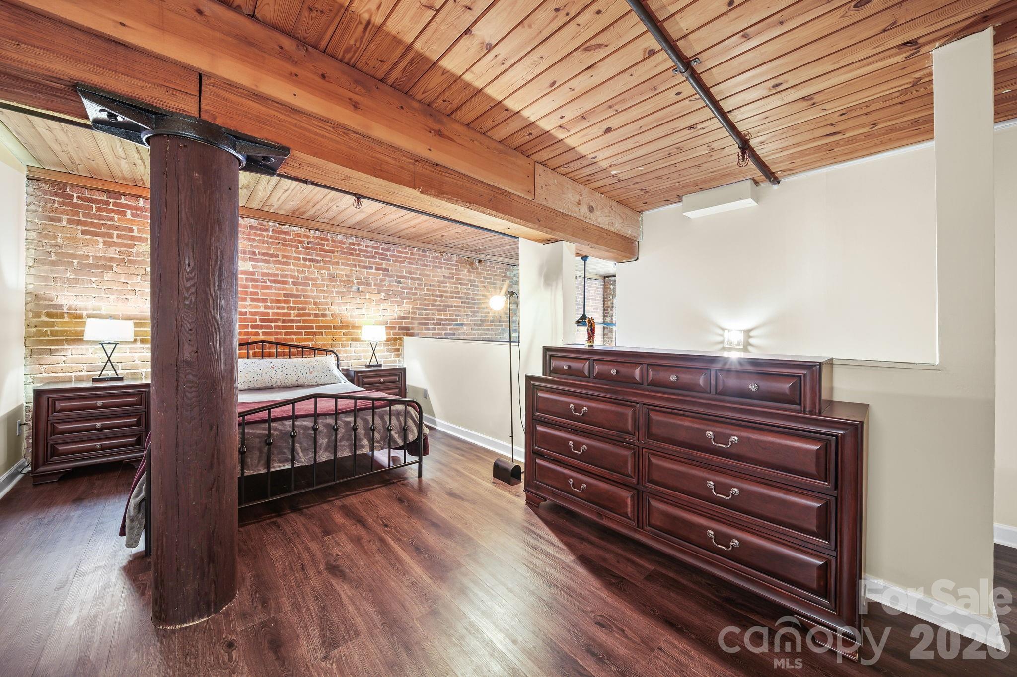 201 South Hoskins Road, Unit 129 Charlotte, NC 28208 - Photo 3 of 25