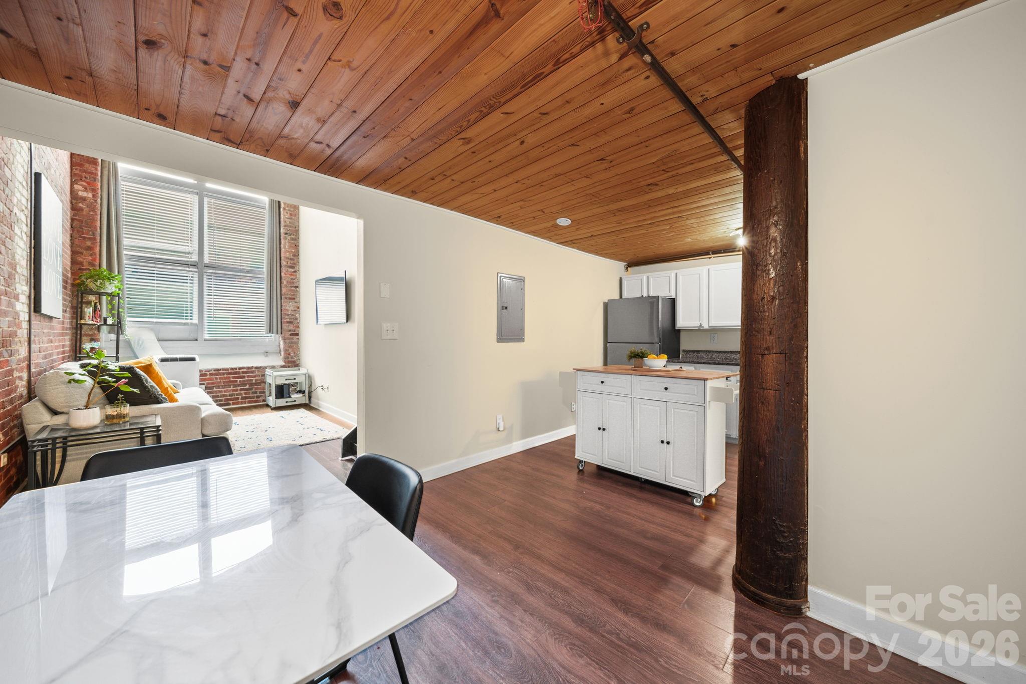 201 South Hoskins Road, Unit 129 Charlotte, NC 28208 - Photo 5 of 25