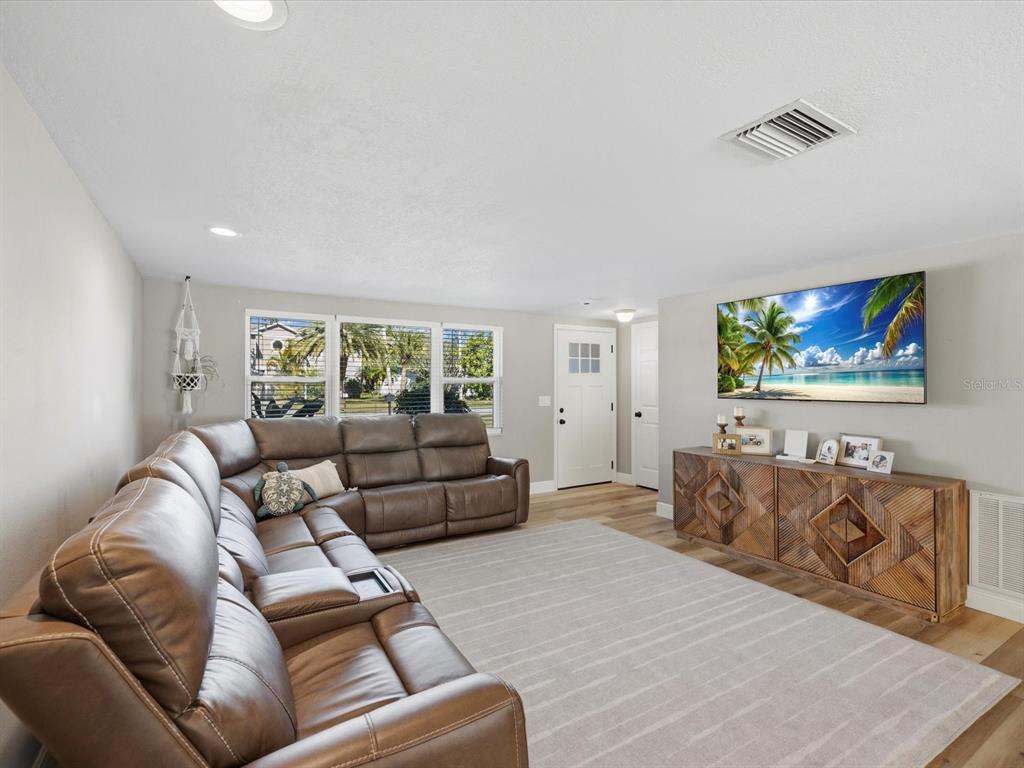 5532 Berlin Drive Port Richey, FL 34668 - Photo 8 of 90