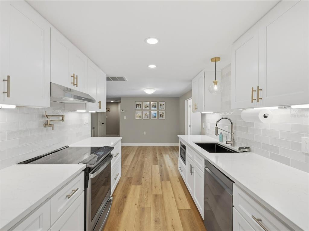 5532 Berlin Drive Port Richey, FL 34668 - Photo 10 of 90