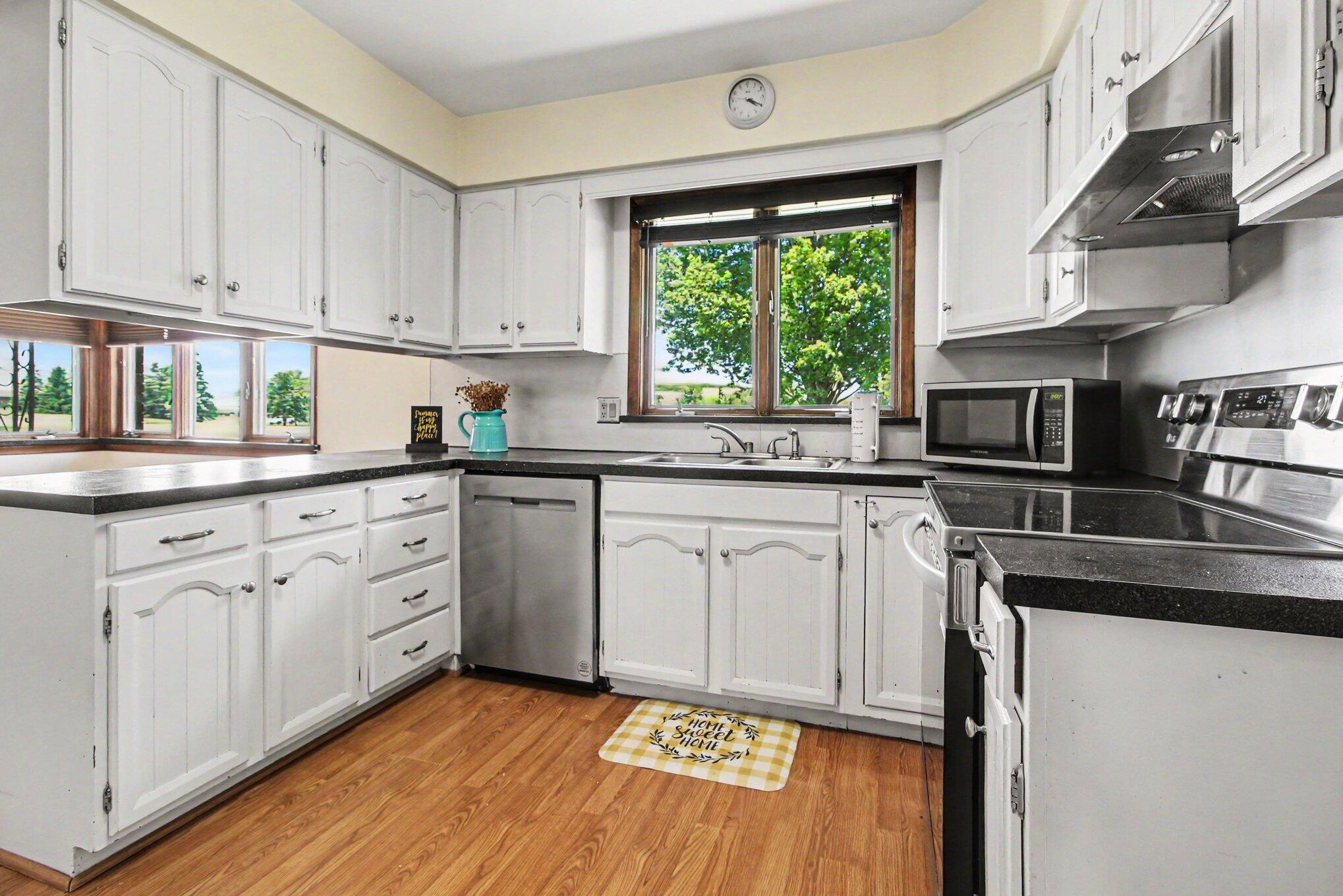 7610 Willis Road Ypsilanti, MI 48197 - Photo 9 of 38 012_file_2869