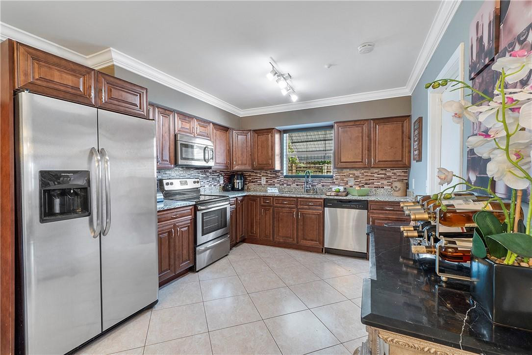 4871 Alfresco Street Boca Raton, FL 33428 - Photo 9 of 41 Photo 9