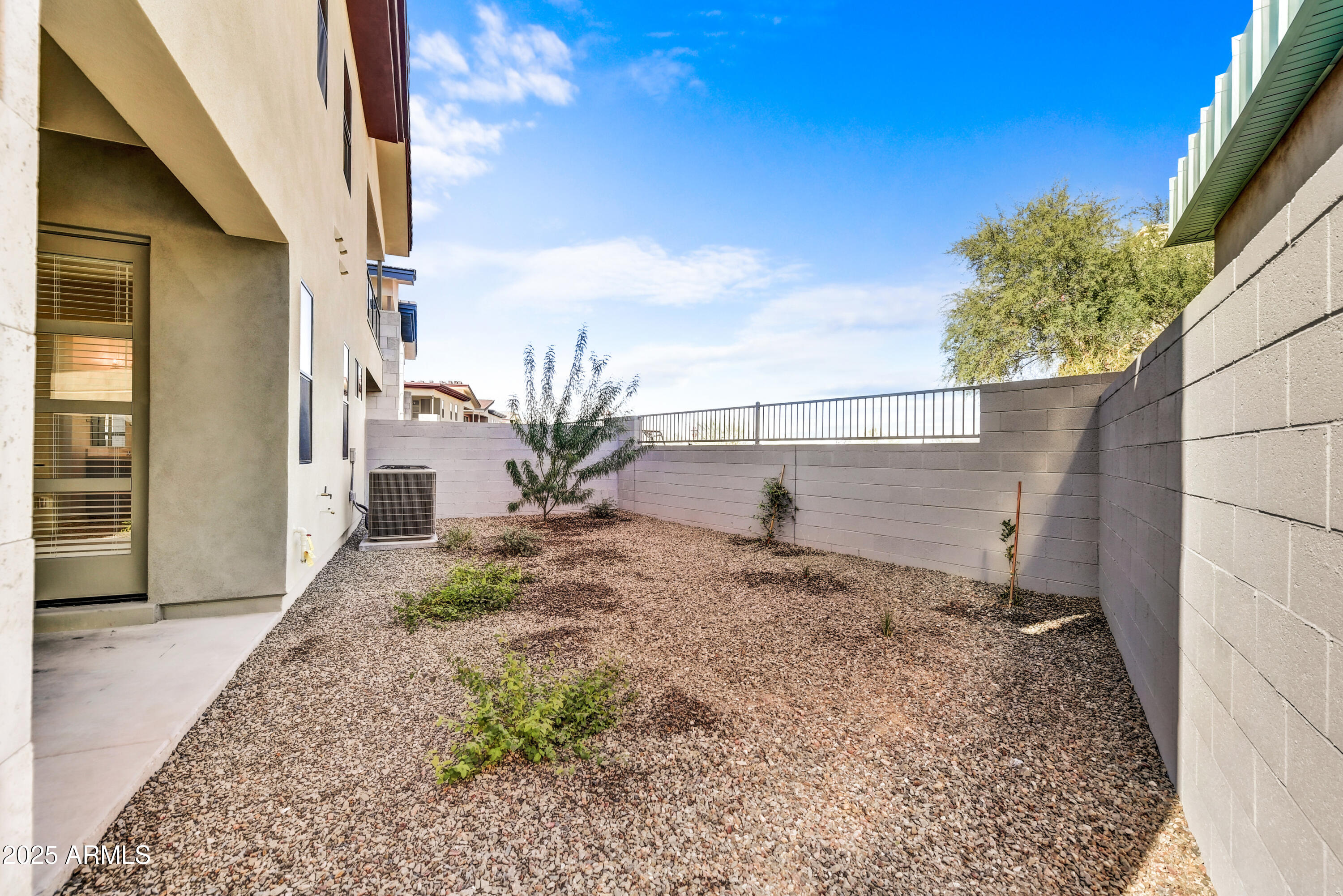 1 Easy Street, Unit 12 Carefree, AZ 85377 - Photo 34 of 43 a view of a backyard of a house
