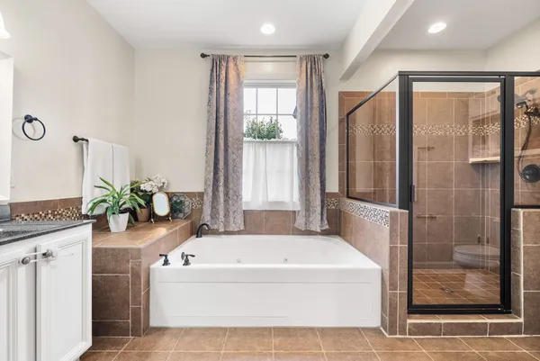 $564,000 | 1154 Buggy Cove, Clarksville, TN 37043