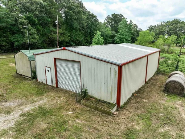 $689,000 | 3389 Pvt Road, Van, TX 75790