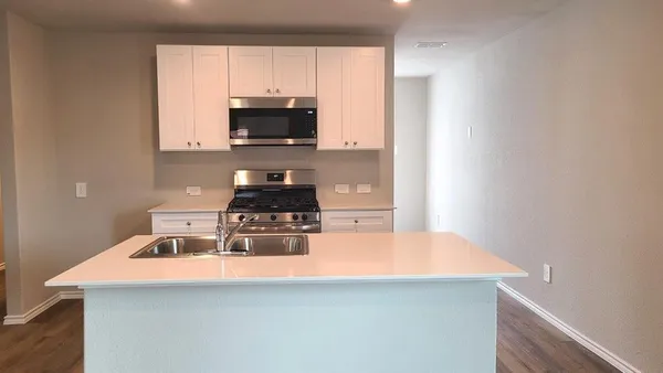 $259,990 | 5420 Corduroy Road, Krum, TX 76249