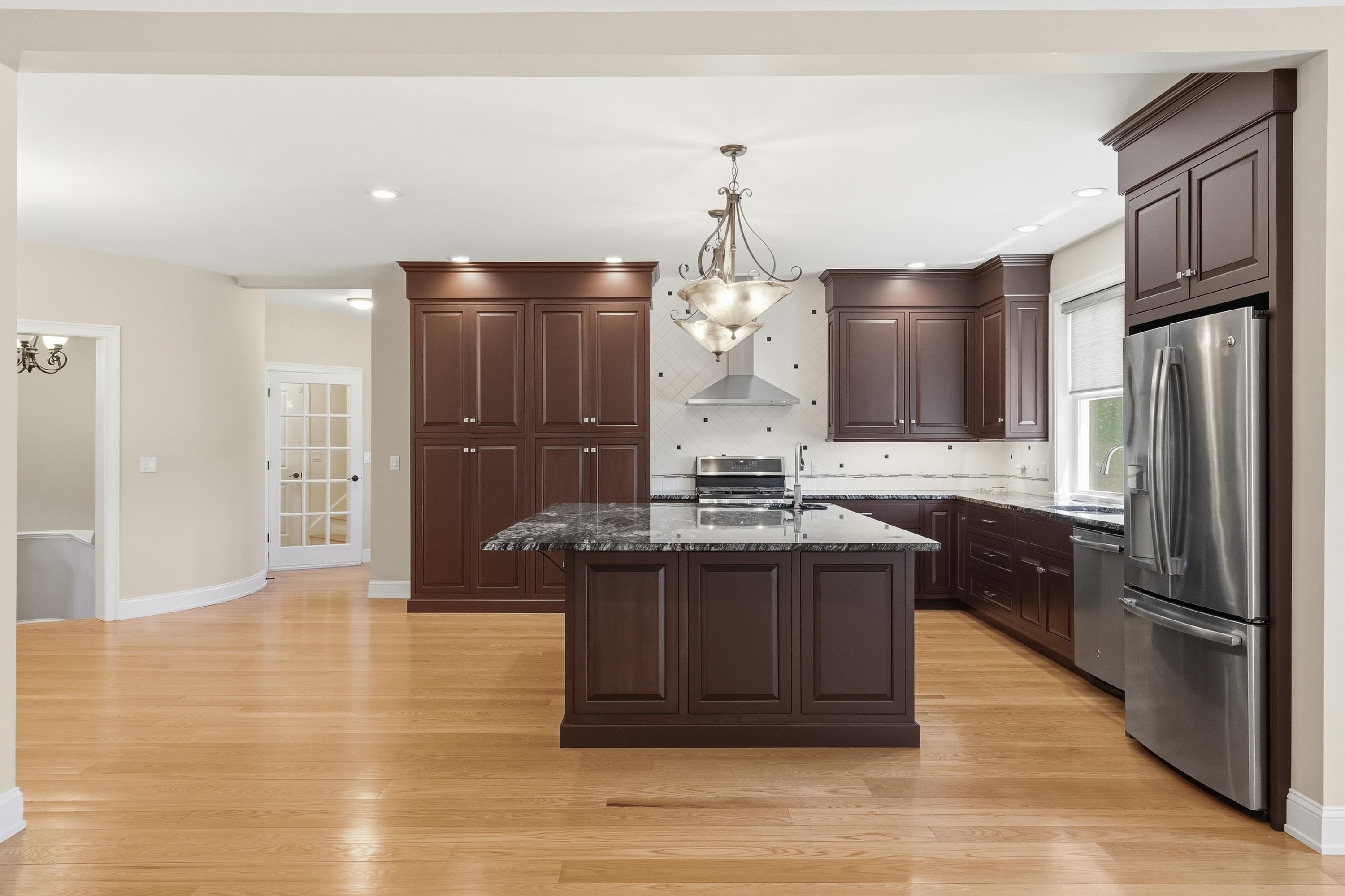 4 South Grater Road Merrimack, NH 03054 - Photo 8 of 60
