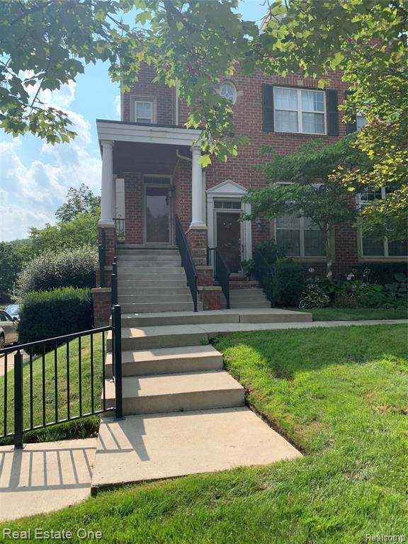 16918 Farmington Road Livonia, MI 48154 - Photo 1 of 21