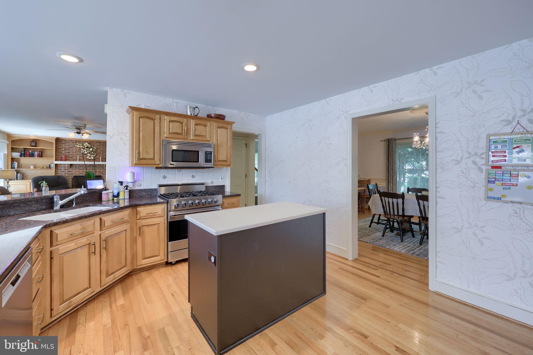 404 Rhoda Drive Lancaster, PA 17601 - Photo 11 of 56