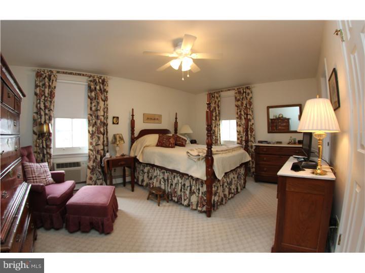 501 East Mill Road Flourtown, PA 19031 - Photo 22 of 25 Bedroom - Main