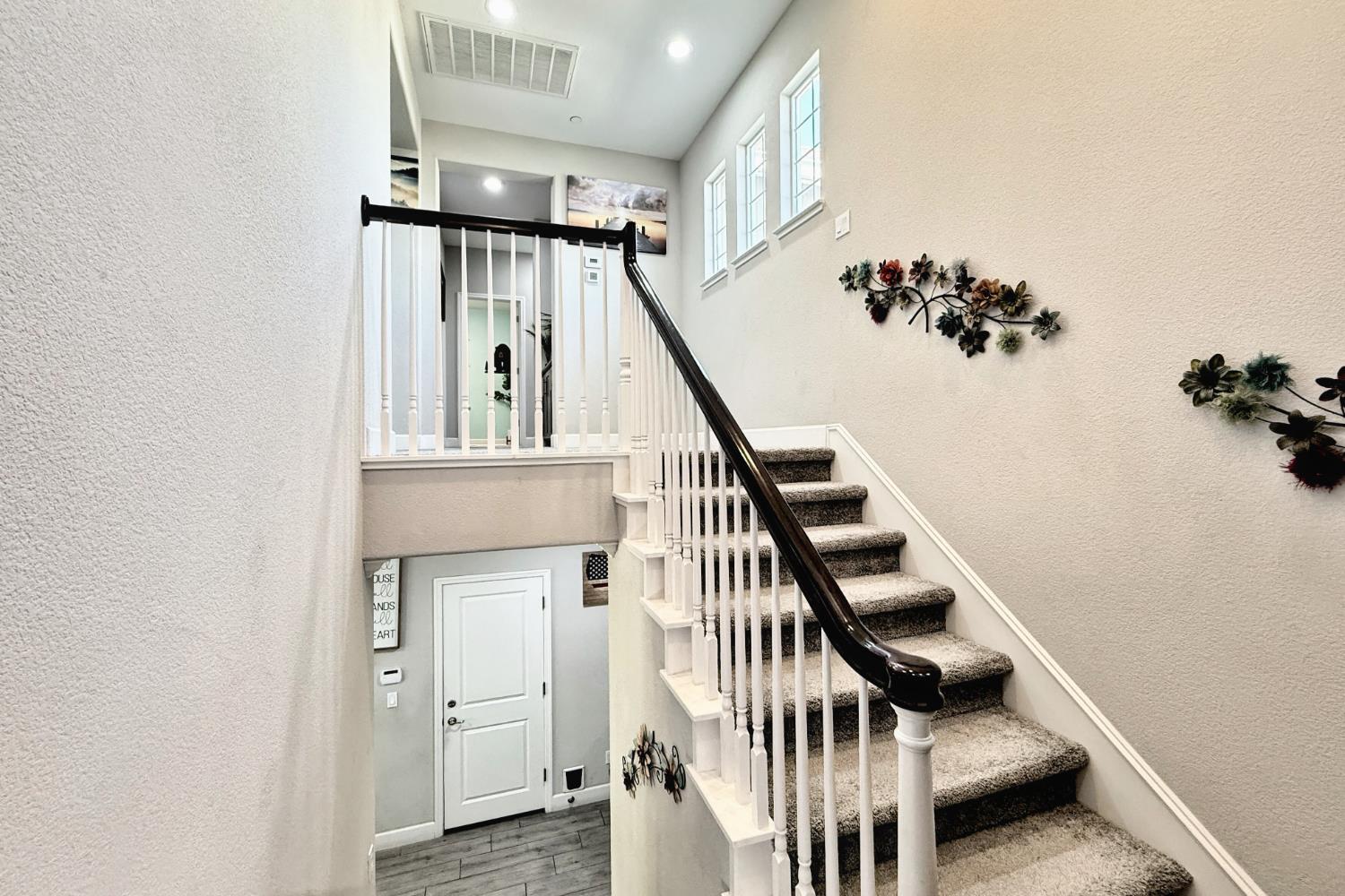 260 Seneca Way Lodi, CA 95240 - Photo 24 of 57