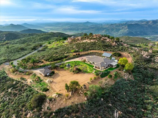 $1,699,000 | 19894 Via Vista Grande, Ramona, CA 92065