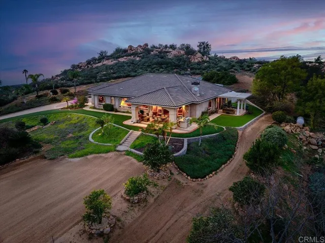 $1,699,000 | 19894 Via Vista Grande, Ramona, CA 92065