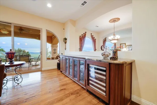 $1,699,000 | 19894 Via Vista Grande, Ramona, CA 92065
