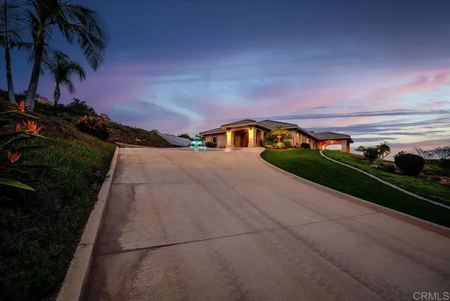 $1,699,000 | 19894 Via Vista Grande, Ramona, CA 92065