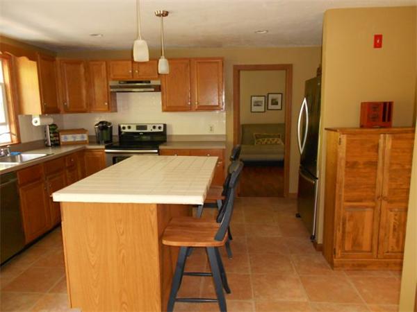 8 Stephanie Road Medway, MA 02053 - Photo 12 of 21 Gallery Image 12
