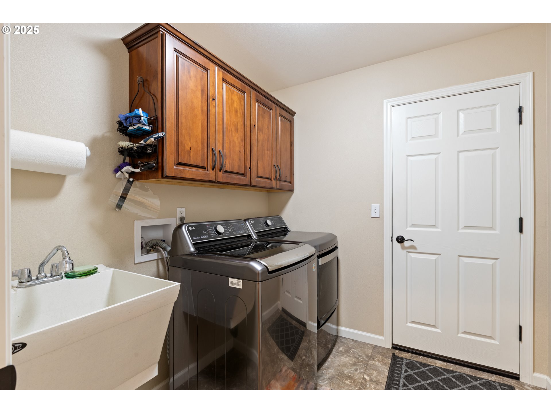 4321 Happy Valley Road Roseburg, OR 97471 - Photo 22 of 48