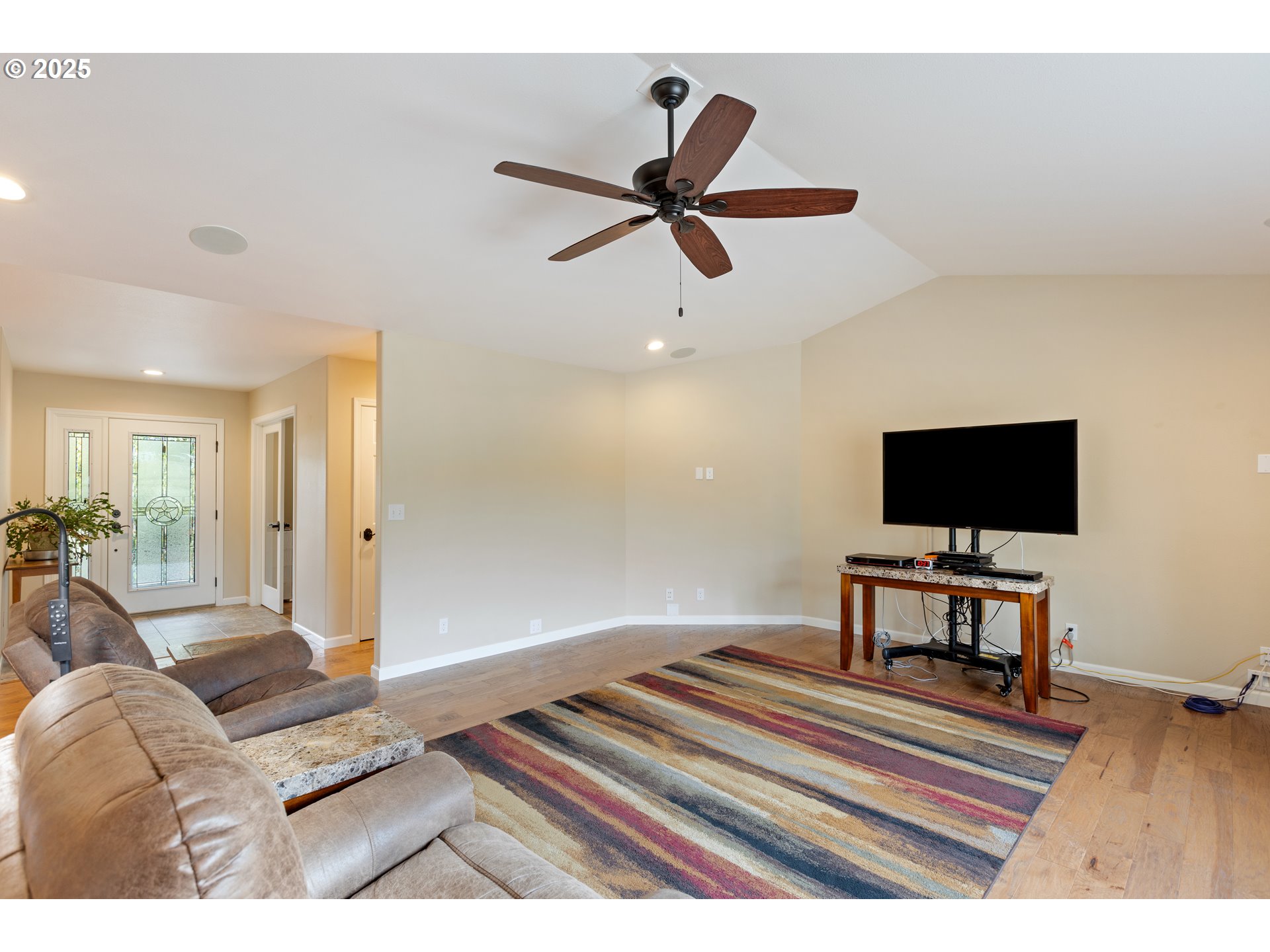 4321 Happy Valley Road Roseburg, OR 97471 - Photo 7 of 48