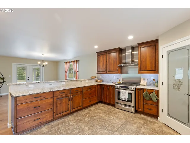 $860,000 | 4321 Happy Valley Road, Roseburg, OR 97471