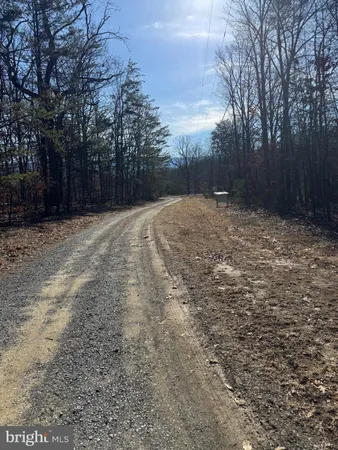 $195,000 | 362 Oak Hill Road, Moorefield, WV 26836