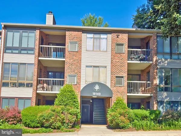 $1,875 | 18140 Chalet Drive, Unit 204, Germantown, MD 20874
