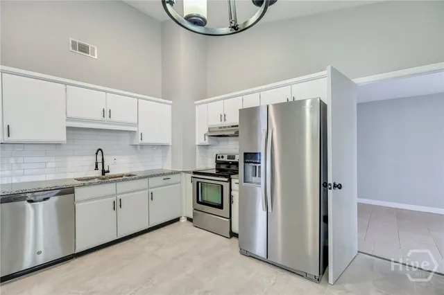 $2,050 | 34 Quail Forest Drive, Savannah, GA 31419