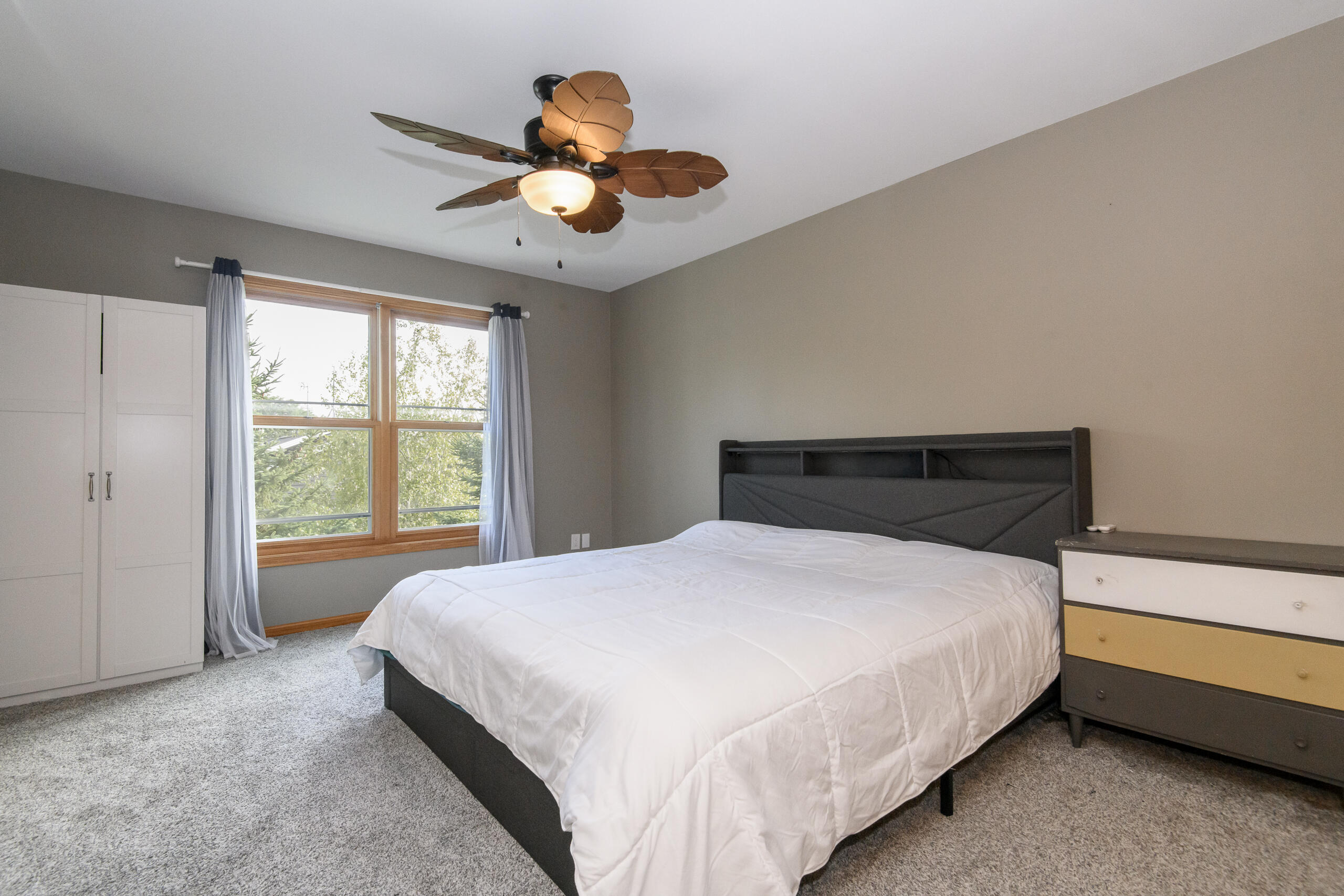 1497 Sunnyridge Road Pewaukee, WI 53072 - Photo 36 of 43 1497 Sunnyridge-32