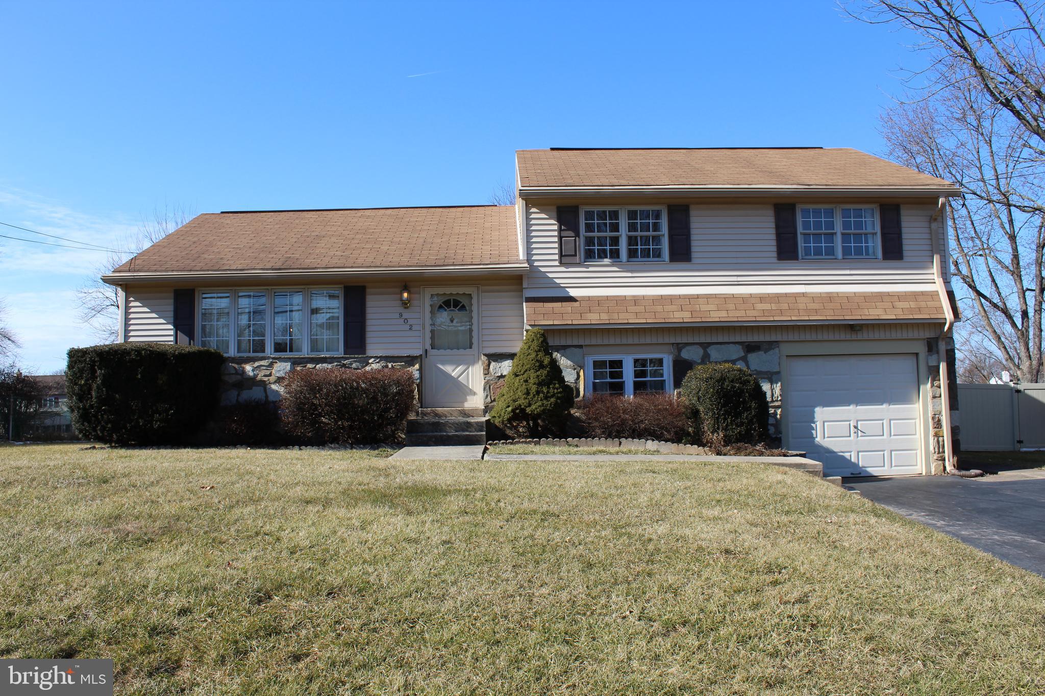 902 Mearns Road Warminster, PA 18974 - Photo 2 of 24 Front Exterior