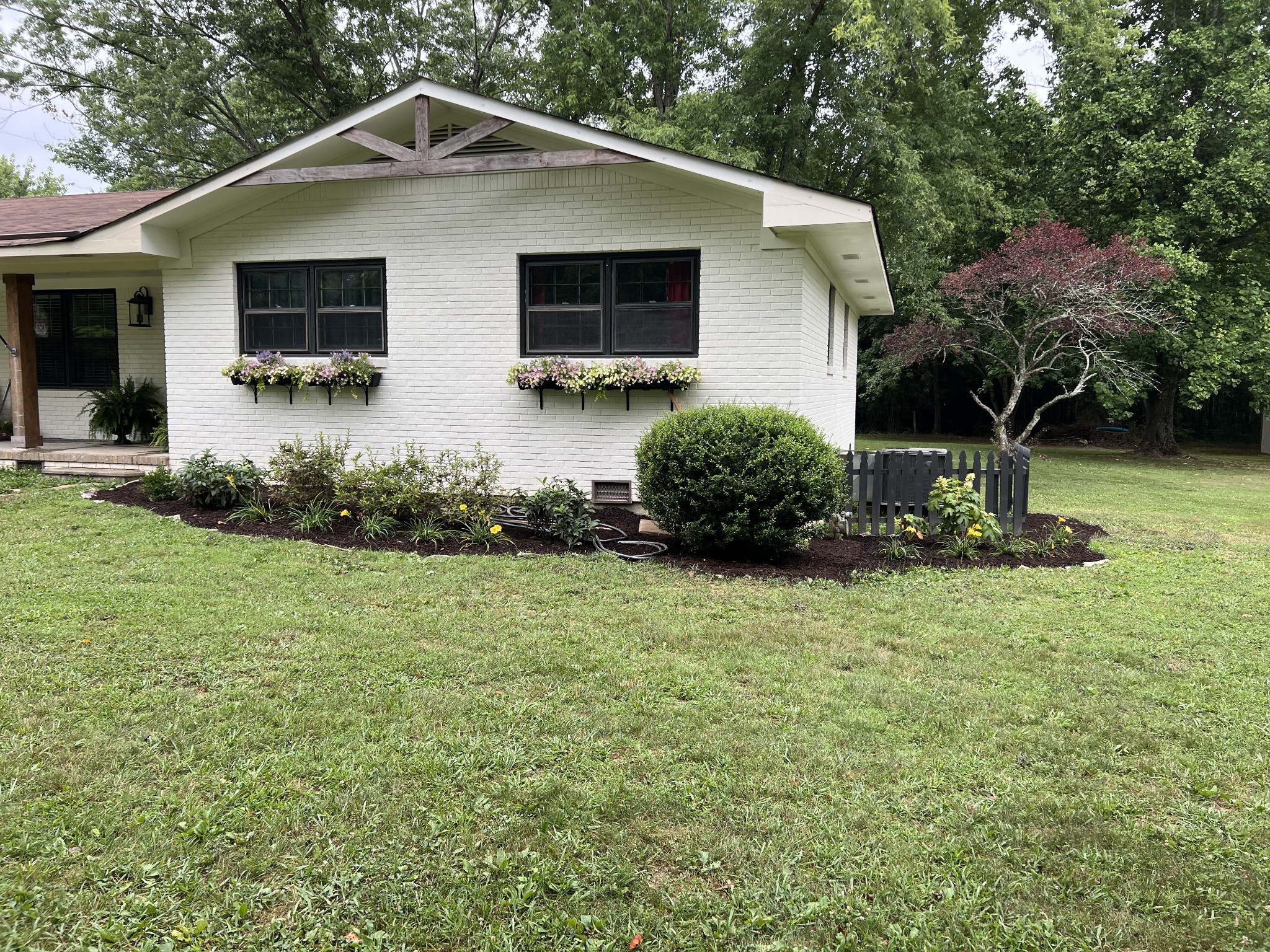 289 Patrick Road Fayetteville, TN 37334 - Photo 20 of 20 a front view of a house with garden