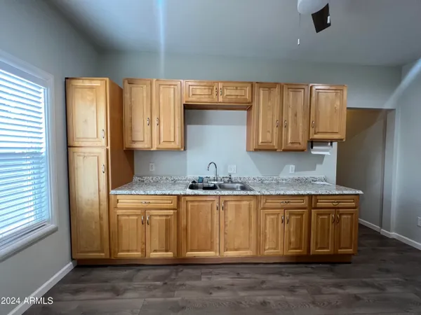 $1,495 | 1106 East Taylor Street, Unit 1, Phoenix, AZ 85006