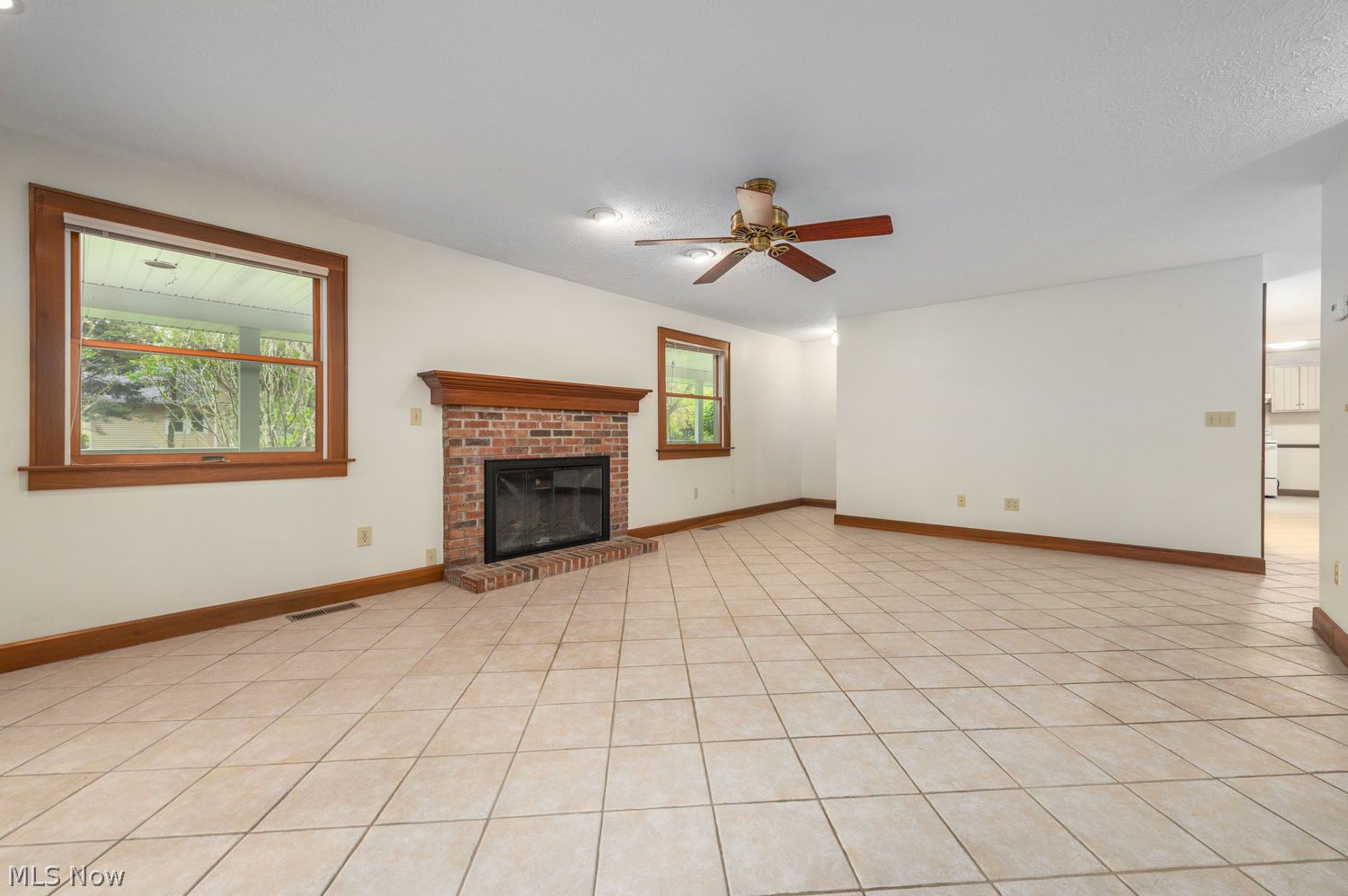 32530 Lake Road Avon Lake, OH 44012 - Photo 24 of 50