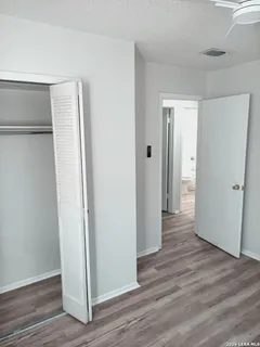 $1,450 | 7526 Valley Oak, Live Oak, TX 78233