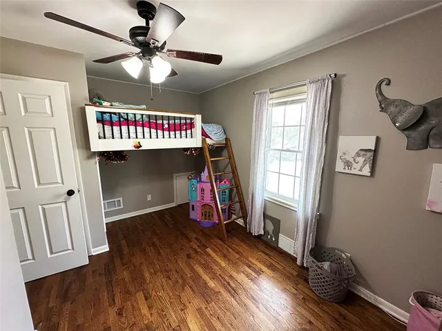 $269,900 | 400 Beverly Avenue, Excelsior Springs, MO 64024